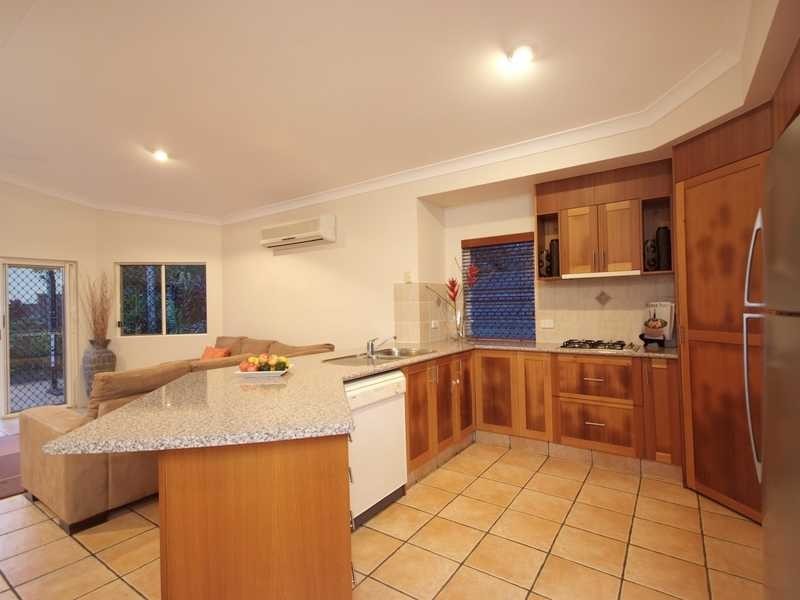 9 West Park Ridge Drive, Brinsmead QLD 4870