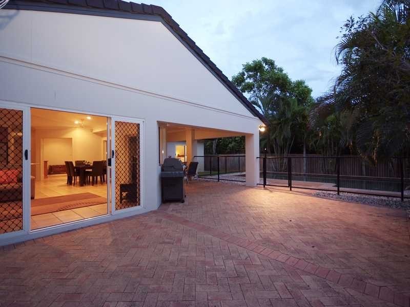 9 West Park Ridge Drive, Brinsmead QLD 4870