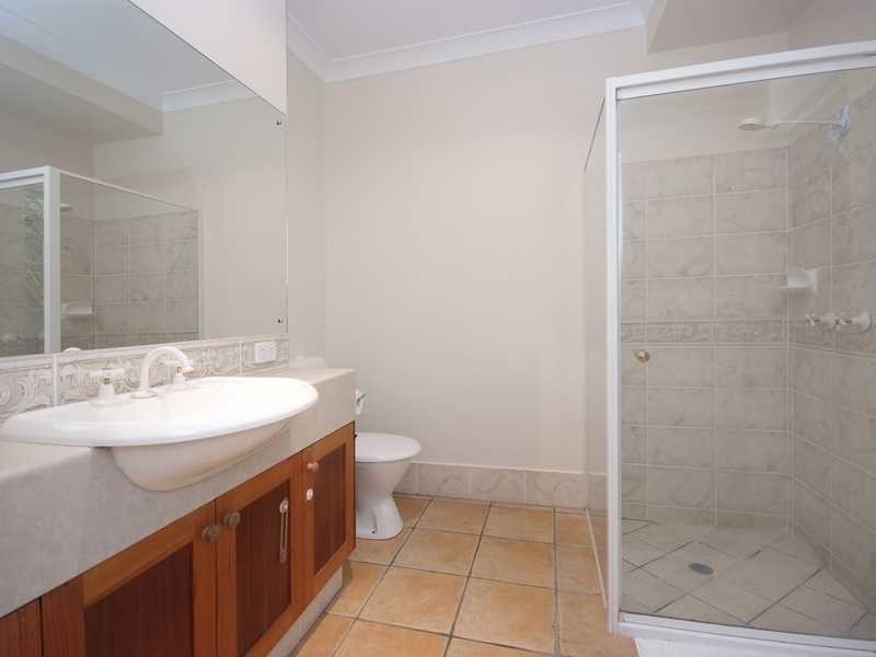 9 West Park Ridge Drive, Brinsmead QLD 4870