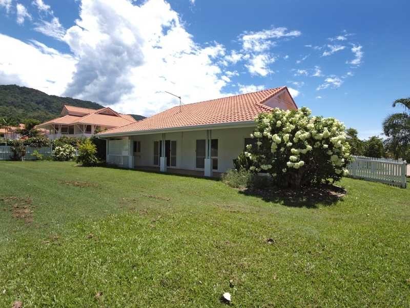 8 Cascade Ave, Kewarra Beach QLD 4879