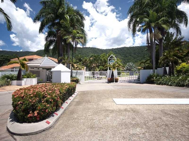 8 Cascade Ave, Kewarra Beach QLD 4879