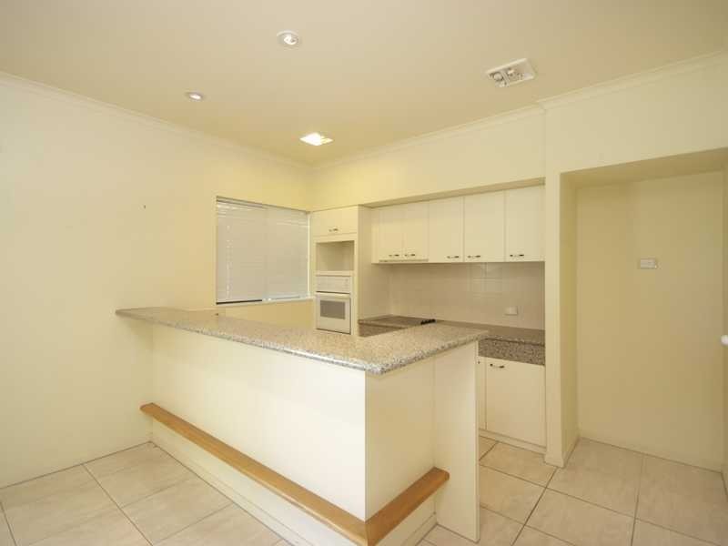 8 Cascade Ave, Kewarra Beach QLD 4879