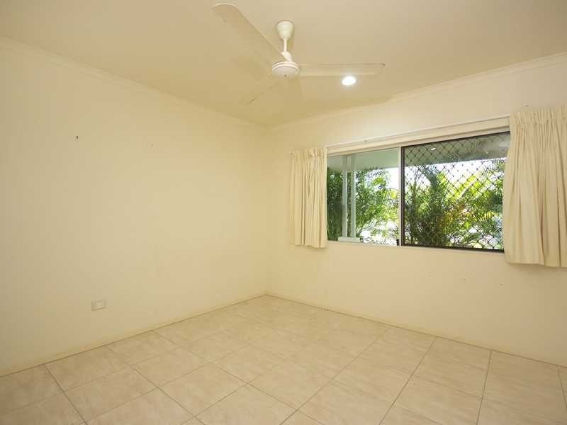 8 Cascade Ave, Kewarra Beach QLD 4879