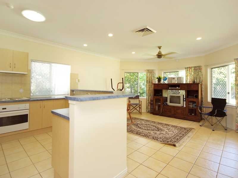 4 Parkinson Drive, Kewarra Beach QLD 4879