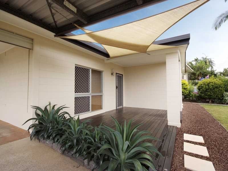 9 Kambara Street, Cairns QLD 4870