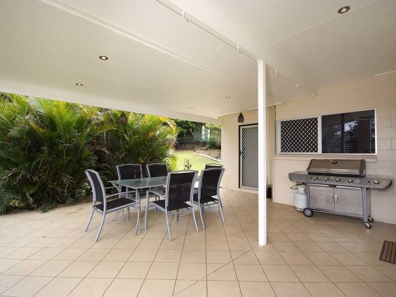 9 Kambara Street, Cairns QLD 4870
