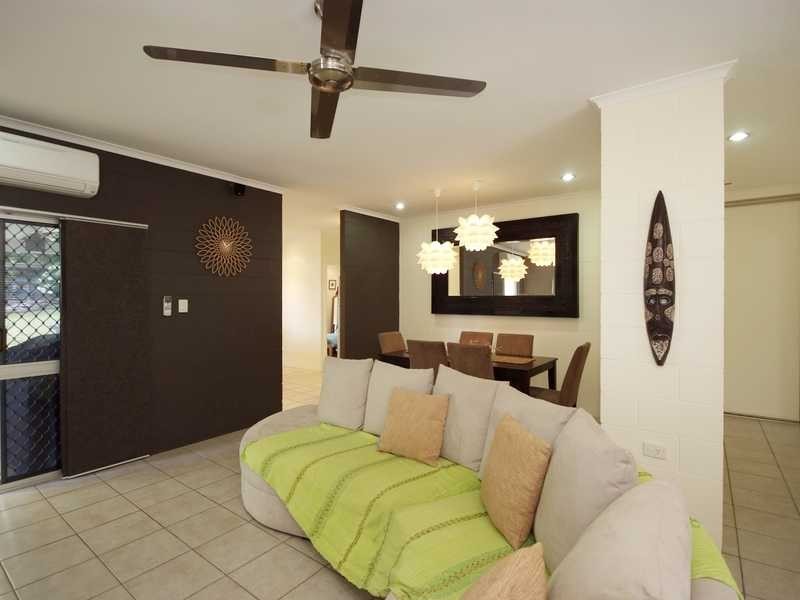 9 Kambara Street, Cairns QLD 4870