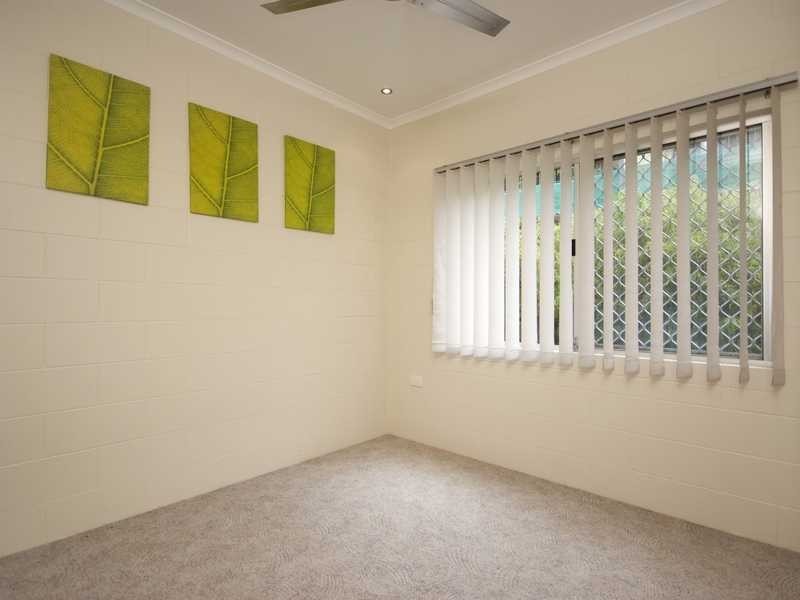 9 Kambara Street, Cairns QLD 4870