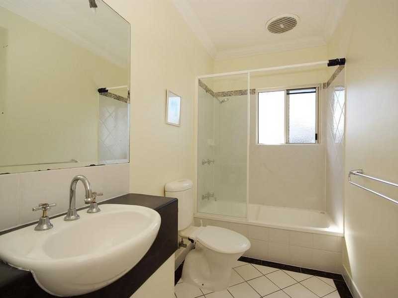 4/189 Spence Street, Cairns QLD 4870