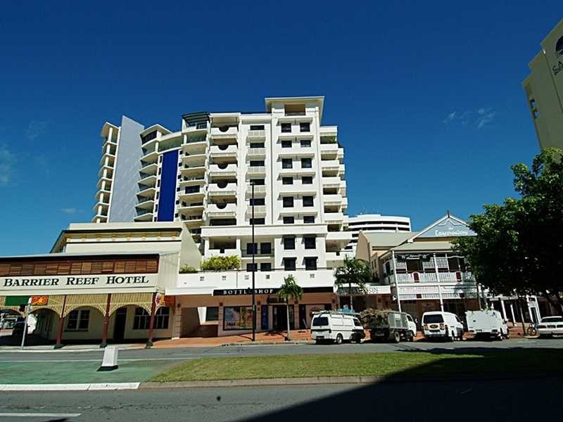 701/3 Abbott St, Cairns City QLD 4870