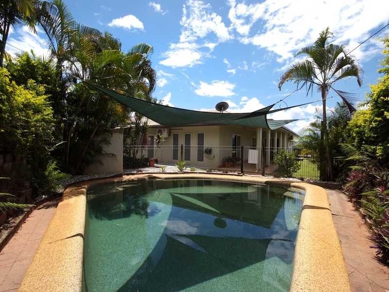 12 Gilmore Street, Bentley Park QLD 4869