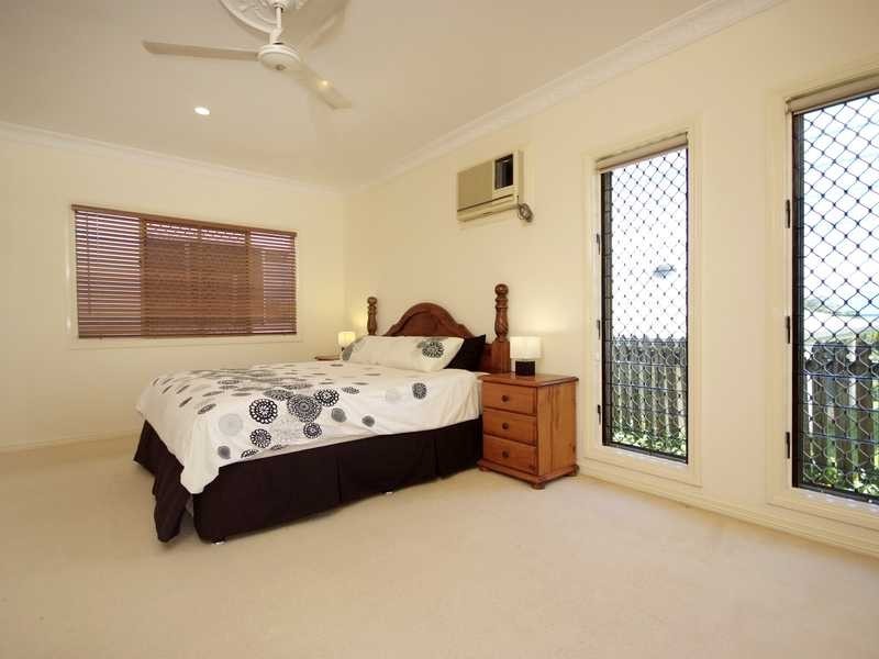 12 Gilmore Street, Bentley Park QLD 4869
