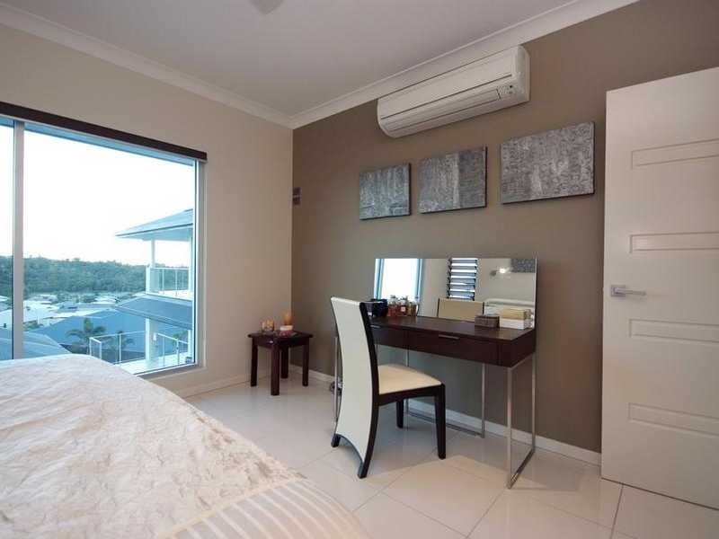 12 Trumpeter Street, Kanimbla QLD 4870