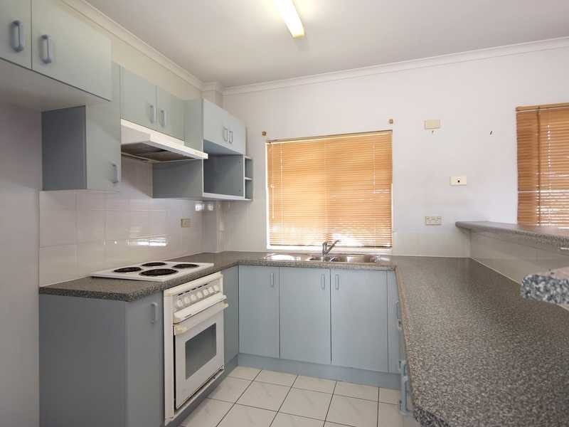 10/8 Brown Street, Woree QLD 4868