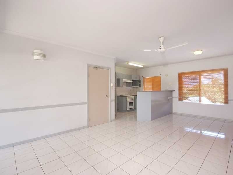 10/8 Brown Street, Woree QLD 4868