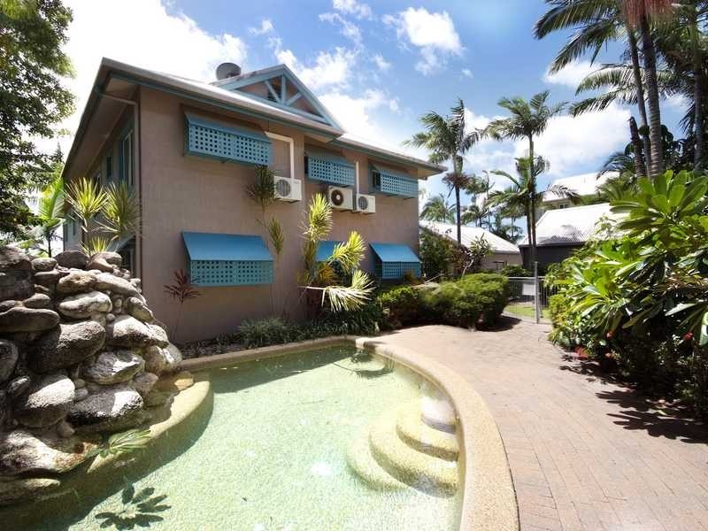 10/8 Brown Street, Woree QLD 4868