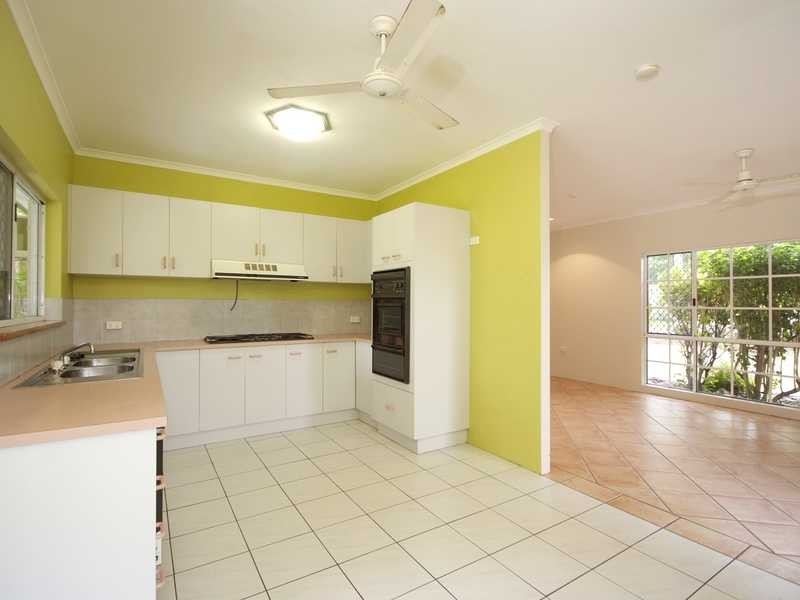 5 Hobson Drive, Brinsmead QLD 4870