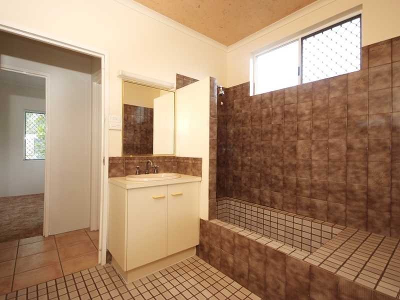 5 Hobson Drive, Brinsmead QLD 4870