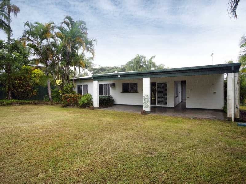 5 Hobson Drive, Brinsmead QLD 4870