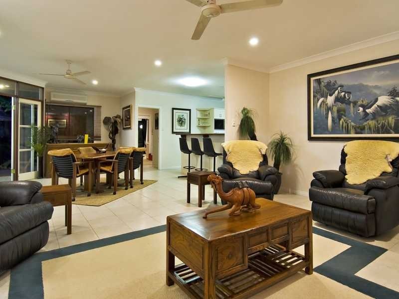 5 Nilla Close, Cairns QLD 4870