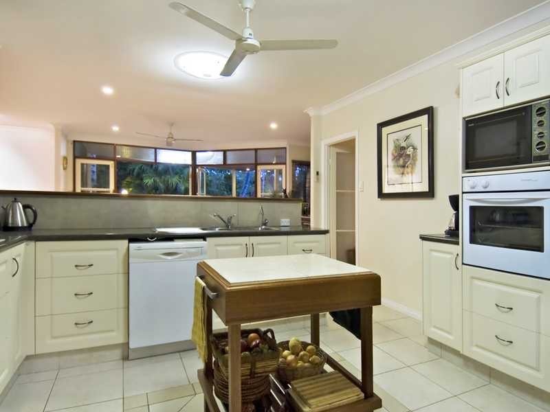 5 Nilla Close, Cairns QLD 4870