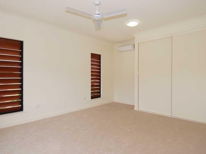 3 Greenvale Close, Smithfield QLD 4878