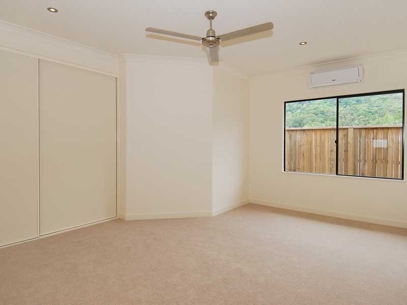 3 Greenvale Close, Smithfield QLD 4878