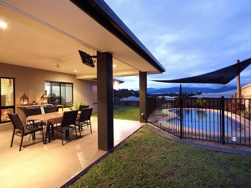114 McFarlane Drive, Kanimbla QLD 4870