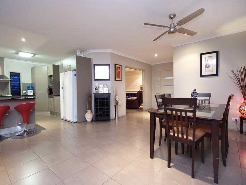 114 McFarlane Drive, Kanimbla QLD 4870