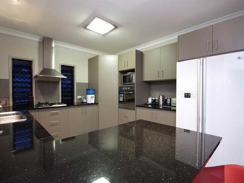 114 McFarlane Drive, Kanimbla QLD 4870