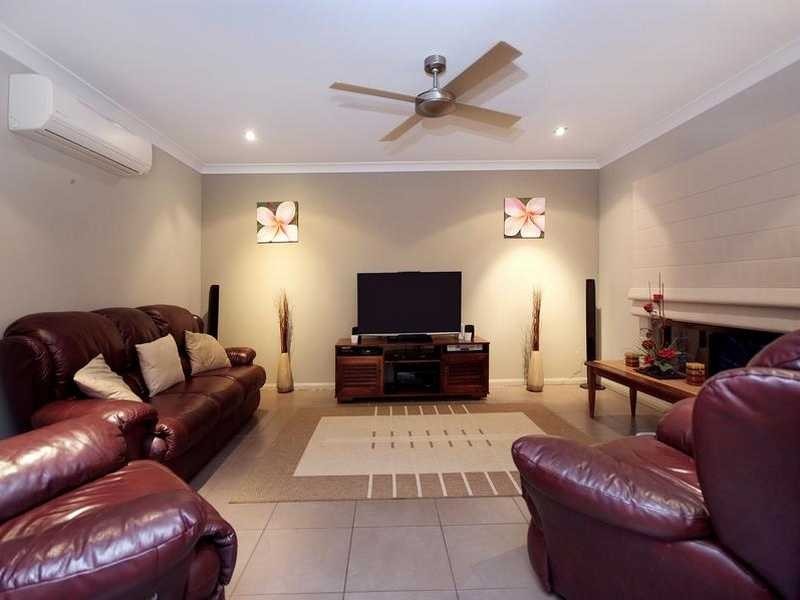 114 McFarlane Drive, Kanimbla QLD 4870