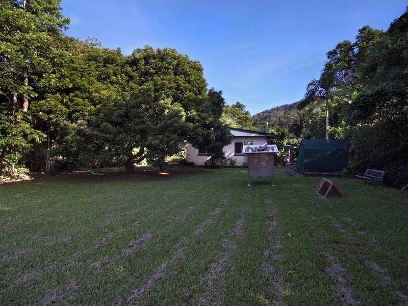 5 Turquoise Close, Bayview Heights QLD 4868