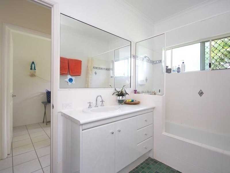 29 Albatross Street, Kewarra Beach QLD 4879
