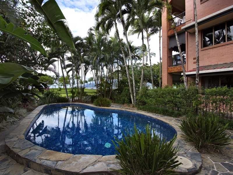 2/271 Esplanade, Cairns North QLD 4870