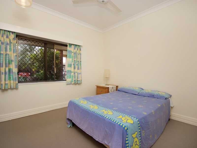 2/271 Esplanade, Cairns North QLD 4870