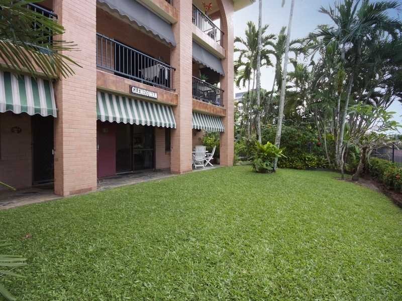 2/271 Esplanade, Cairns North QLD 4870