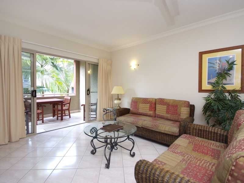 1112/2-10 Greenslopes Street, Cairns North QLD 4870