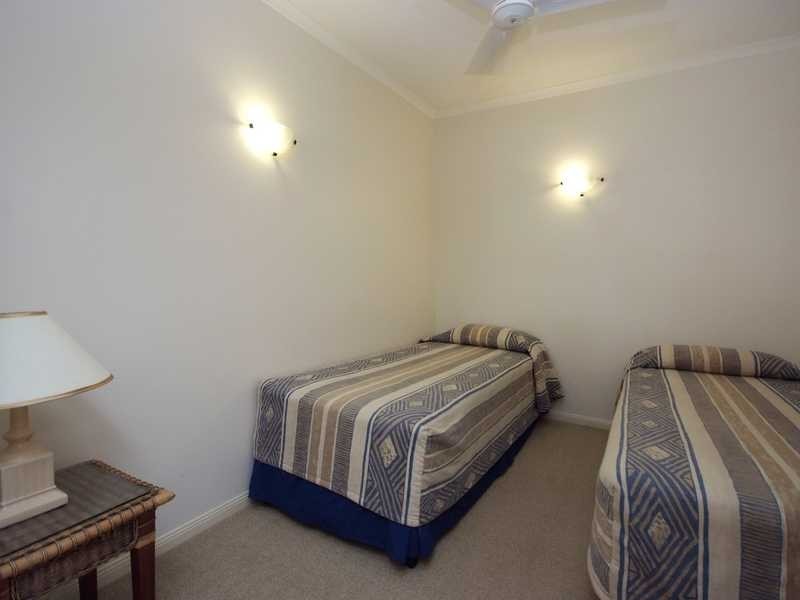 1112/2-10 Greenslopes Street, Cairns North QLD 4870