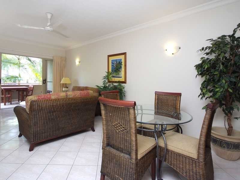 1112/2-10 Greenslopes Street, Cairns North QLD 4870