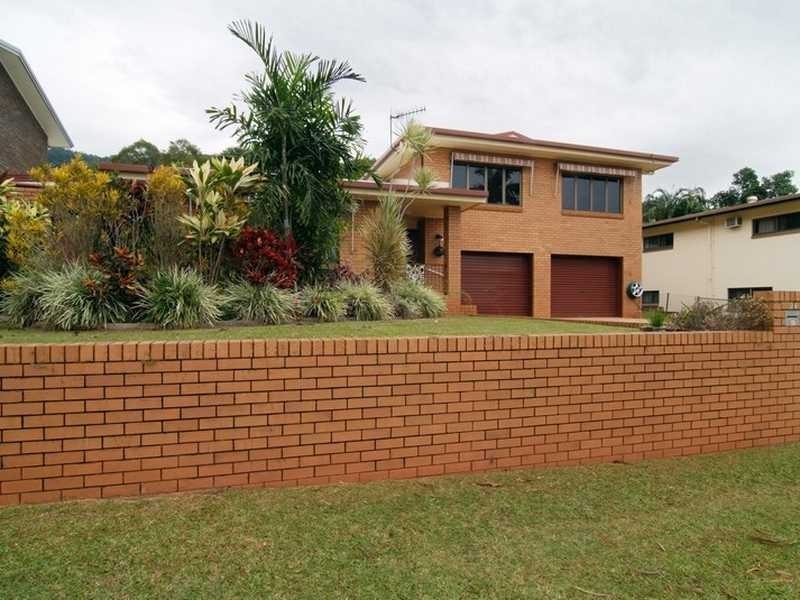 17 Bayview Street, Bayview Heights QLD 4868