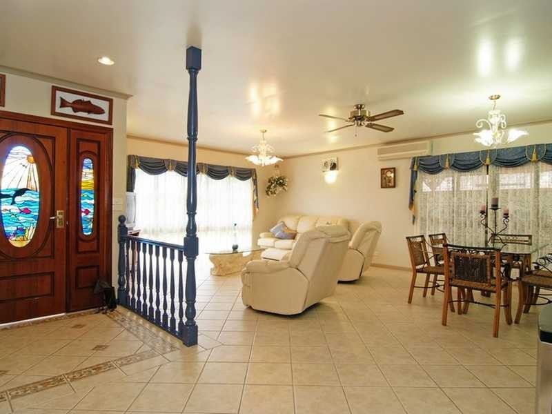 17 Bayview Street, Bayview Heights QLD 4868
