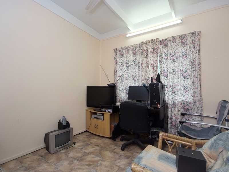 8 English Street, Cairns QLD 4870