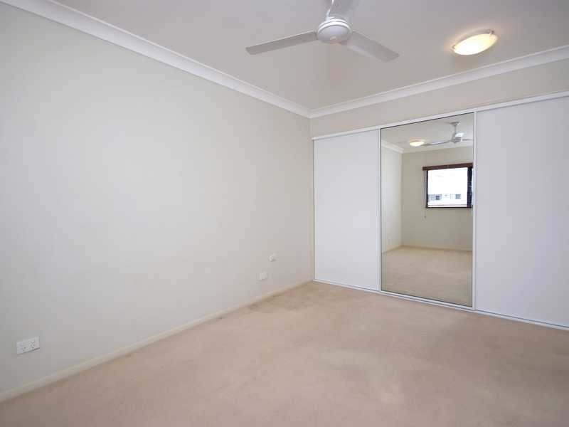 14/293 Esplanade, Cairns North QLD 4870