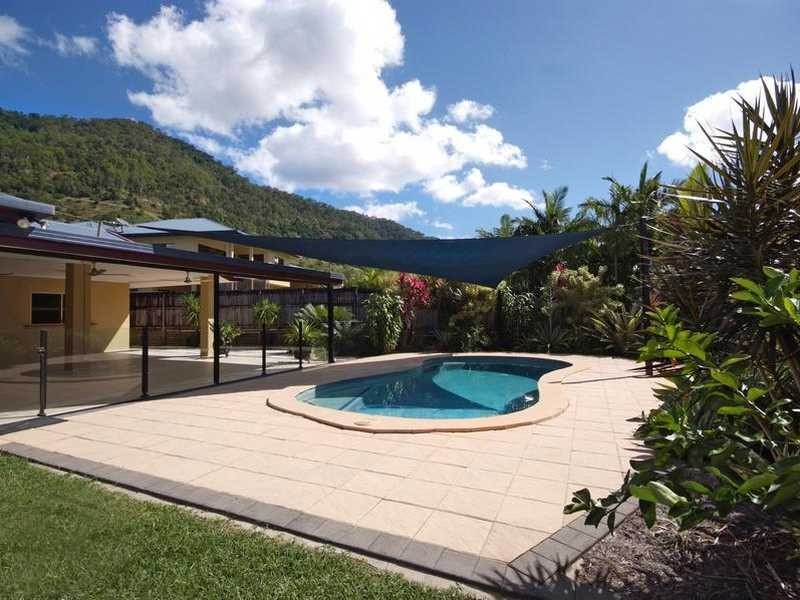 6 Sweetlip Close, Kanimbla QLD 4870