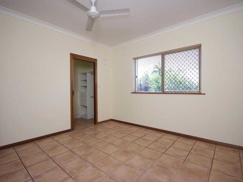 6 Sweetlip Close, Kanimbla QLD 4870