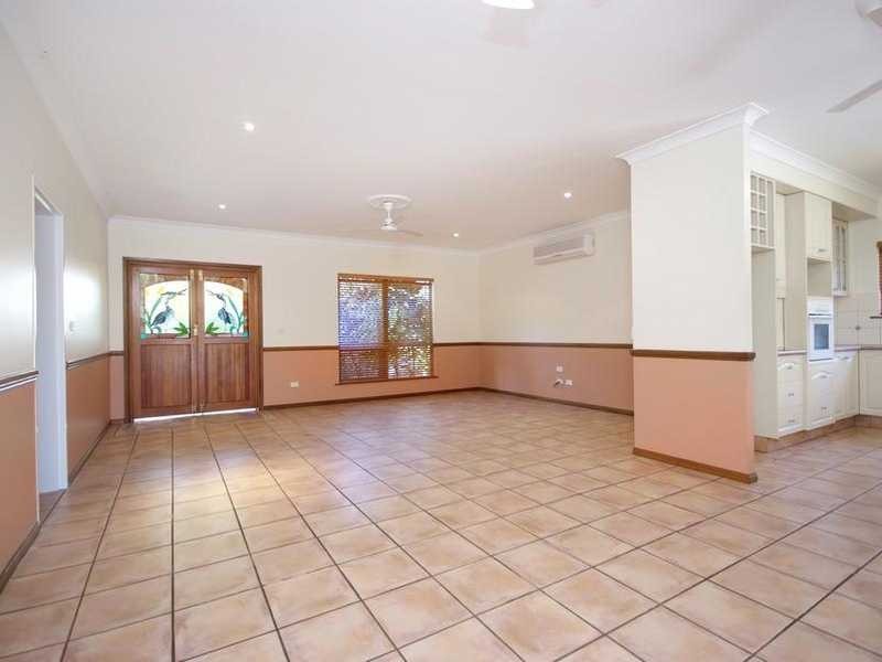 6 Sweetlip Close, Kanimbla QLD 4870