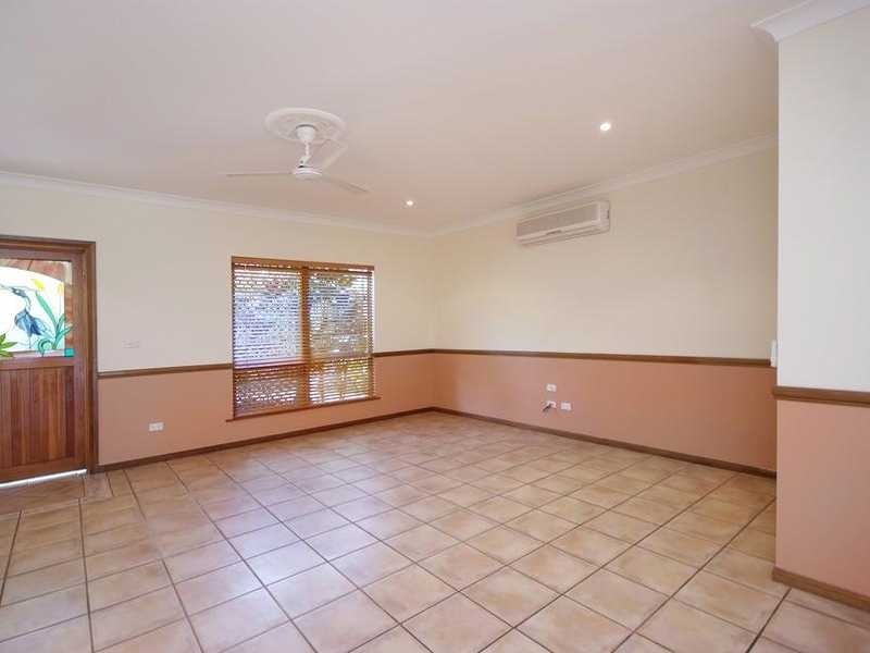 6 Sweetlip Close, Kanimbla QLD 4870