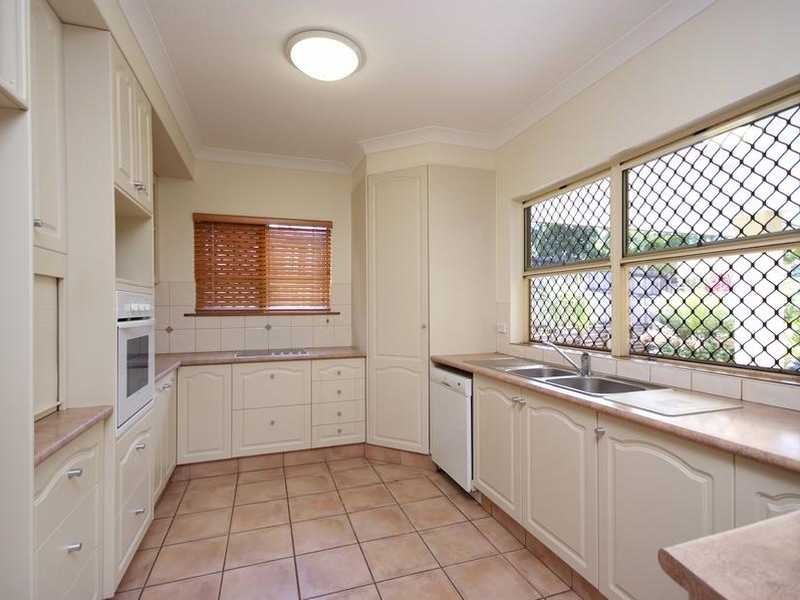 6 Sweetlip Close, Kanimbla QLD 4870