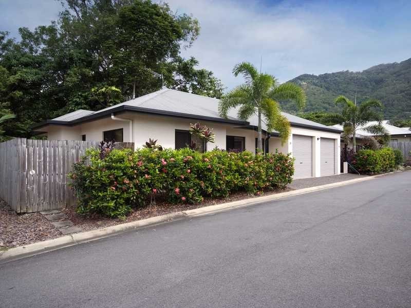 25/190 Irene Street, Mooroobool QLD 4870