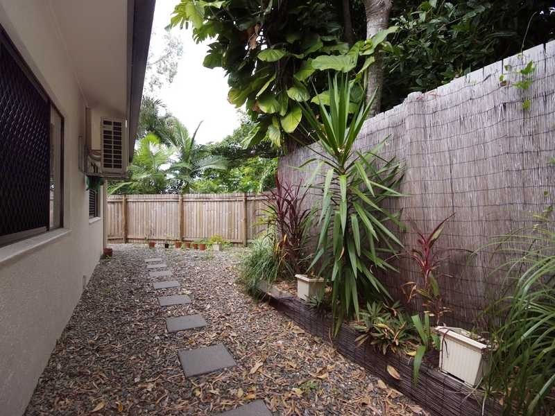 25/190 Irene Street, Mooroobool QLD 4870